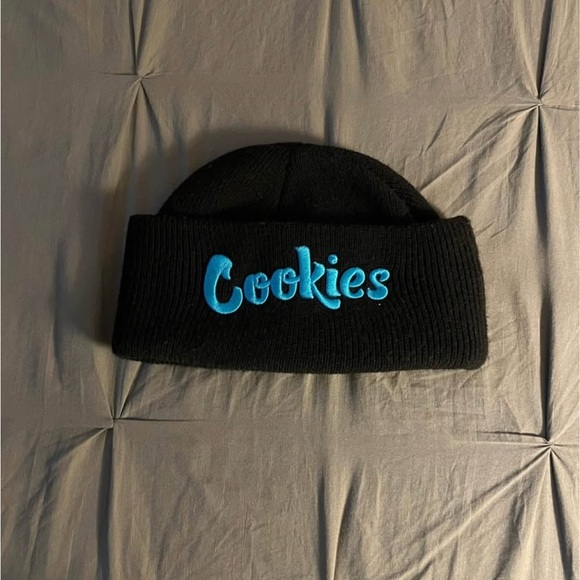 Cookies Black & Blue Beanie - Picture 1 of 1